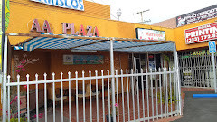 Seafood near Inn at 50 - Long Beach Convention Center